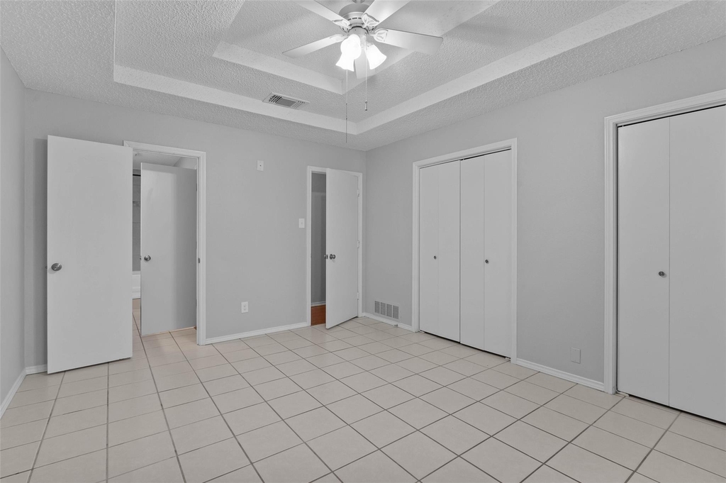 2812 Terry Court - Photo 16