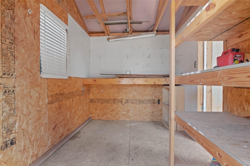 2812 Terry Court - Photo 26