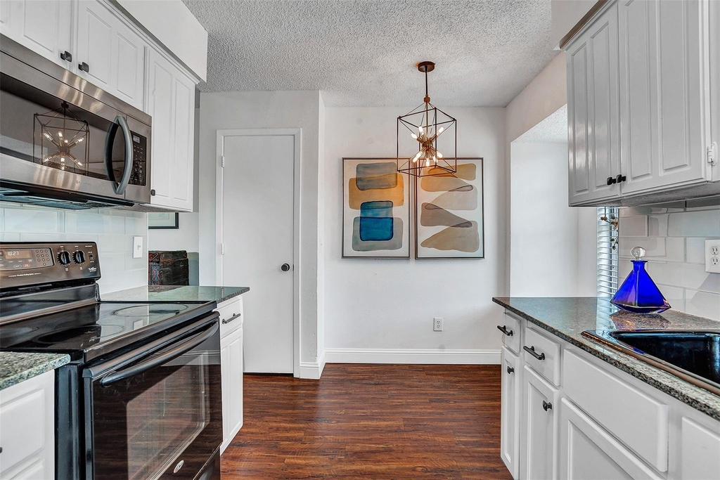 9831 Windy Ridge Road - Photo 17