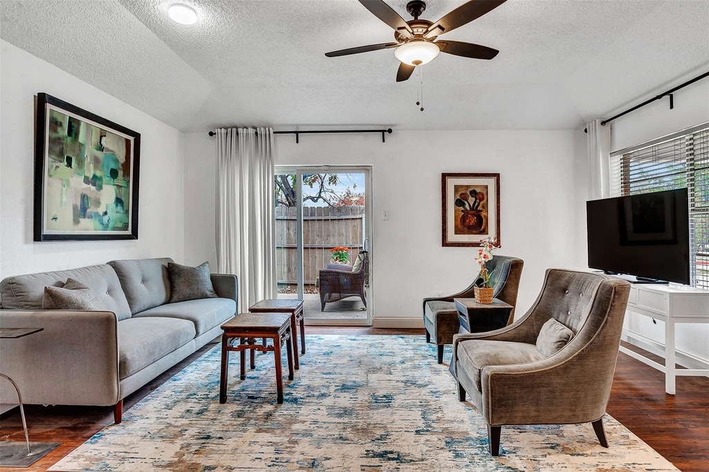 9831 Windy Ridge Road - Photo 9