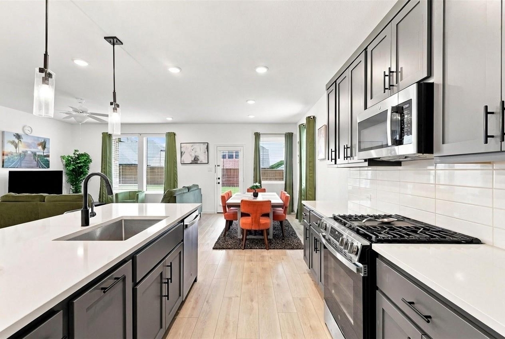 1308 Parkdale Street - Photo 9