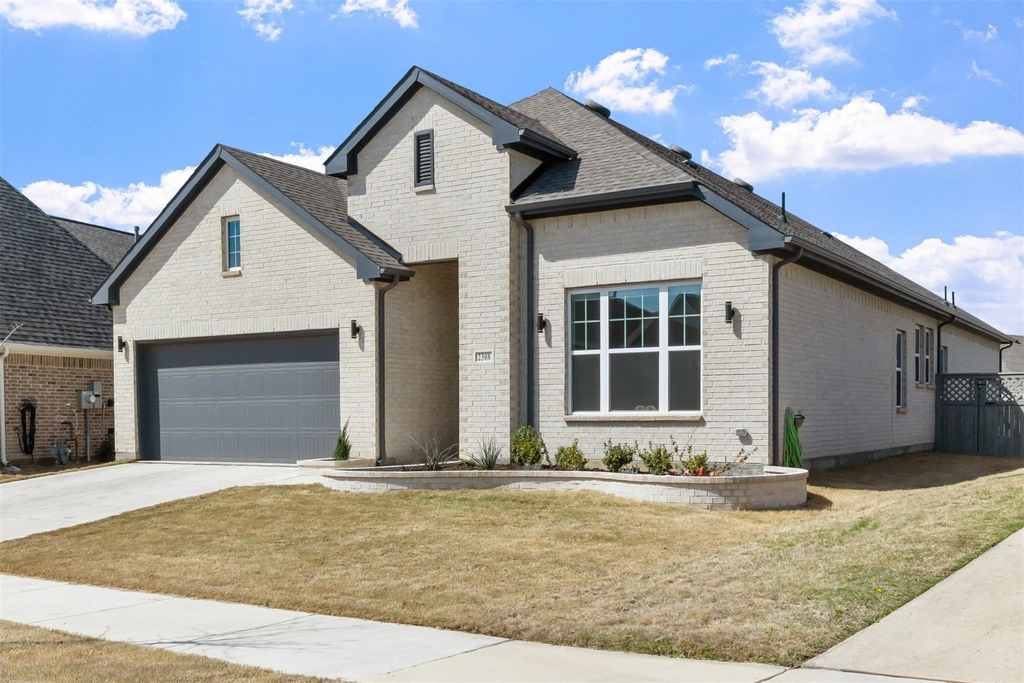 2308 Clancy Drive - Photo 0