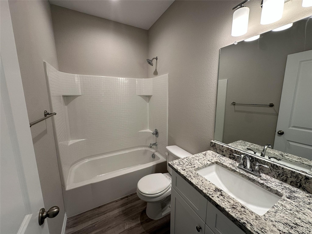 4804 Delano Street - Photo 5