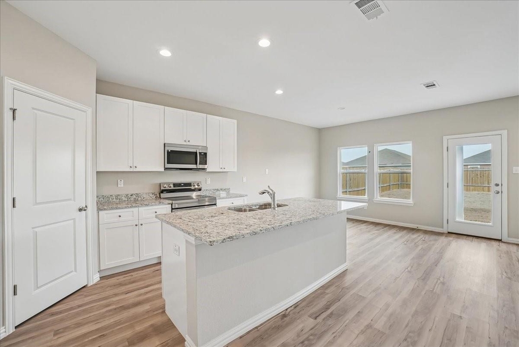 4804 Delano Street - Photo 2