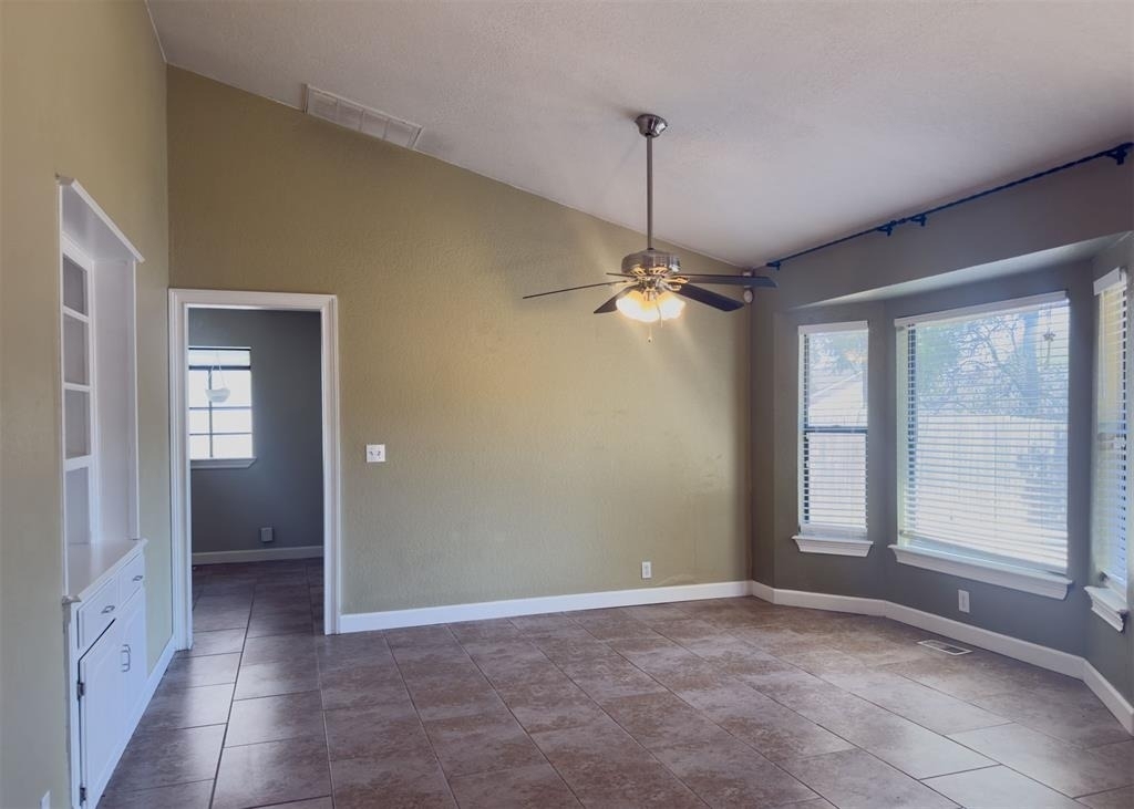 812 Countrywood Lane - Photo 8
