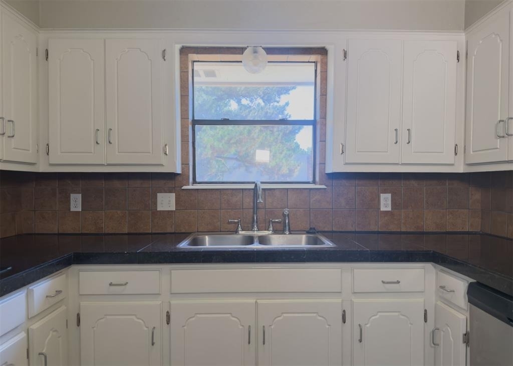 812 Countrywood Lane - Photo 15