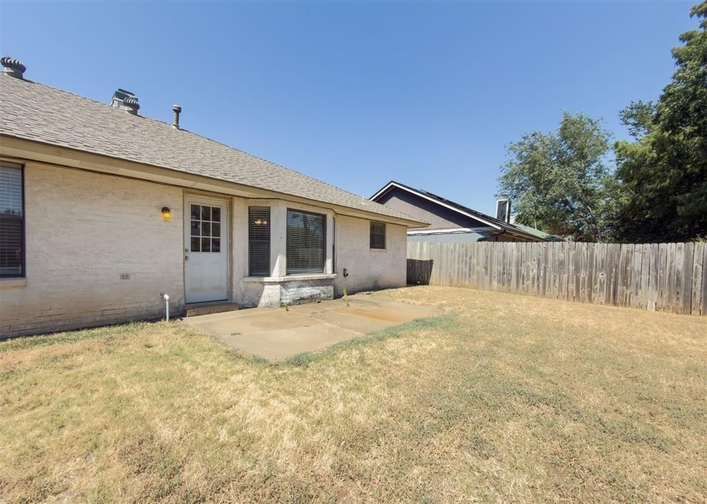 812 Countrywood Lane - Photo 33