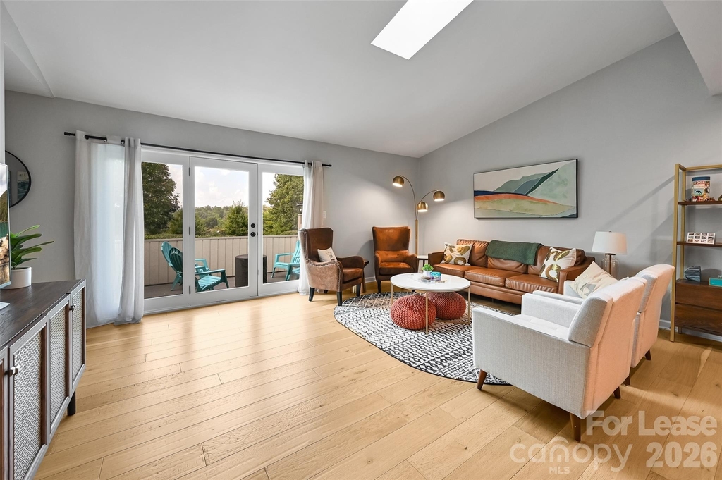 108 Cloverleaf Lane - Photo 8