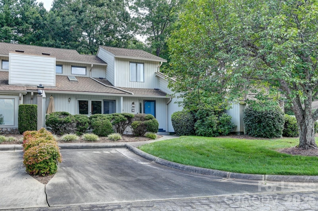 108 Cloverleaf Lane - Photo 2