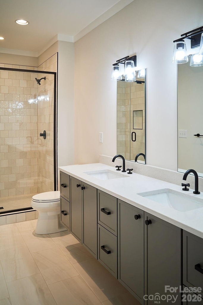 1302 E 10th Street - Photo 14