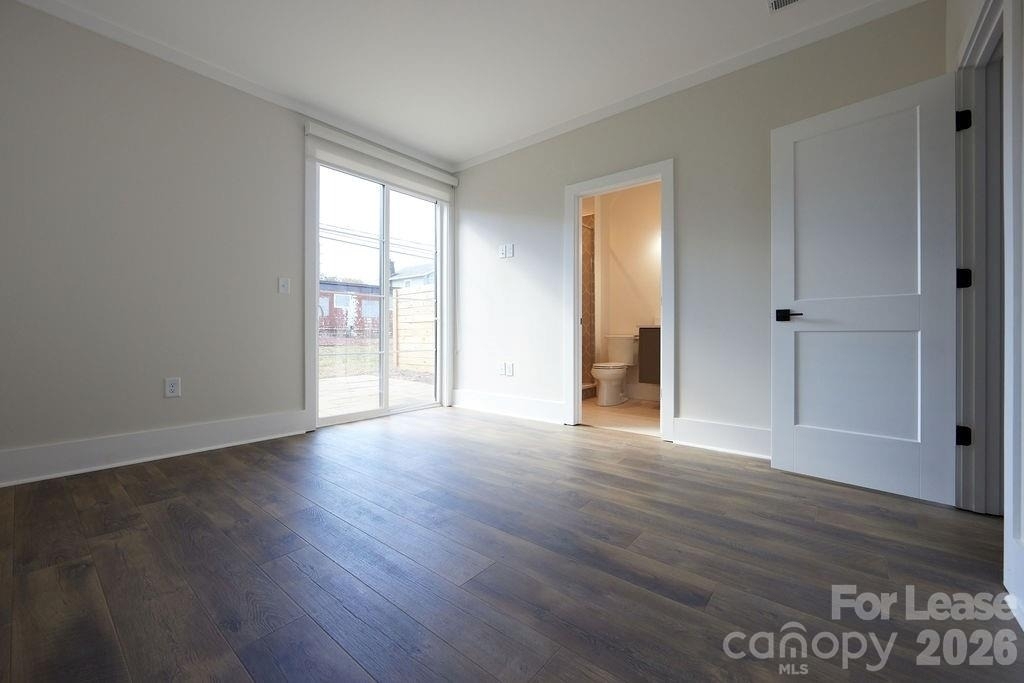 1300 E 10th Street - Photo 6