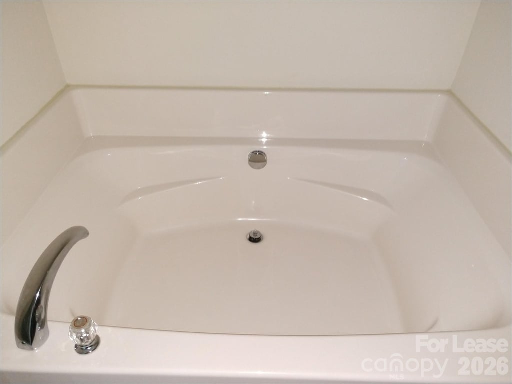 1510 Royal Auburn Avenue - Photo 6