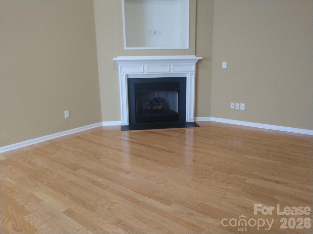 1510 Royal Auburn Avenue - Photo 1