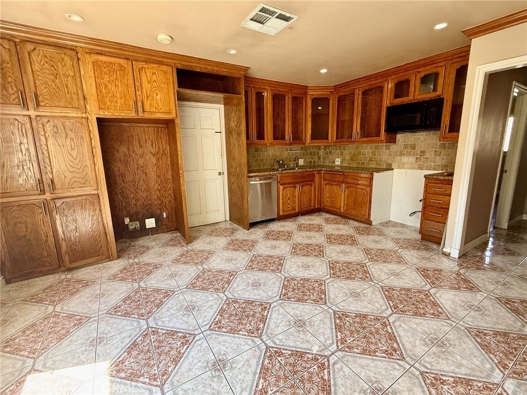 11322 Covello - Photo 5