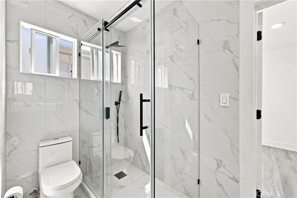 5527 Beckford Avenue - Photo 15