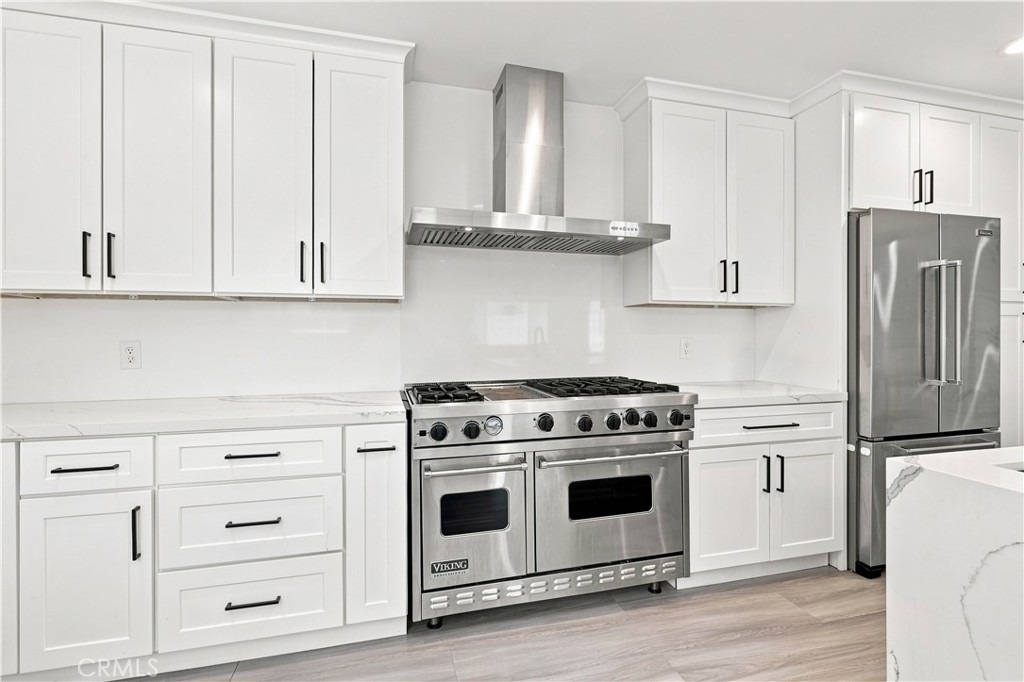 5527 Beckford Avenue - Photo 9