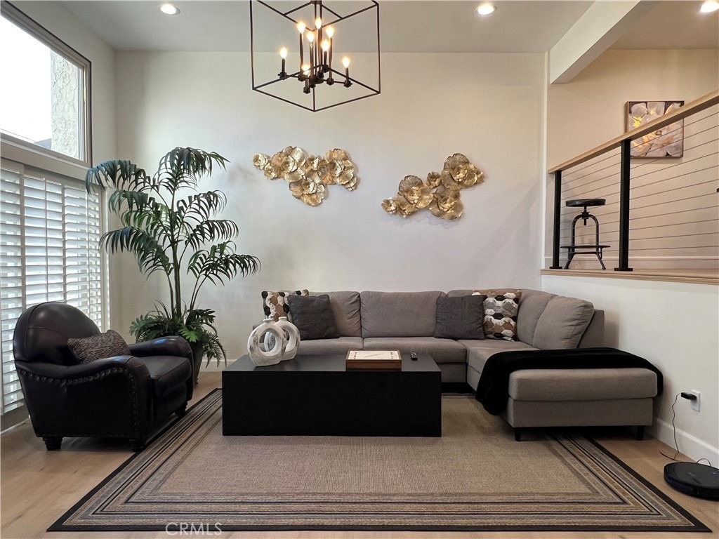 6242 Nita - Photo 0