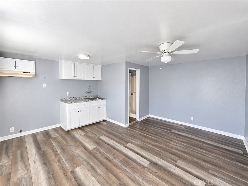 127 W 58th - Photo 0
