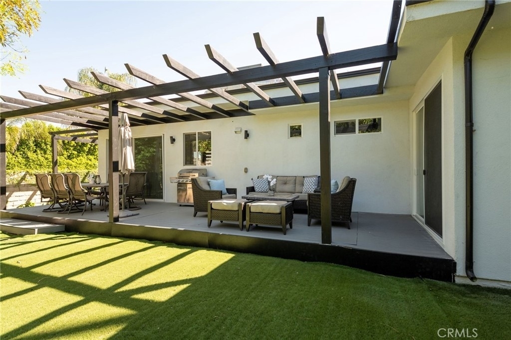 5849 Shirley - Photo 1