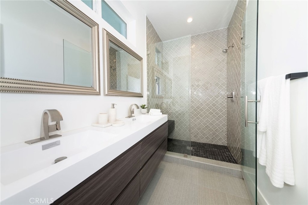 5849 Shirley - Photo 15