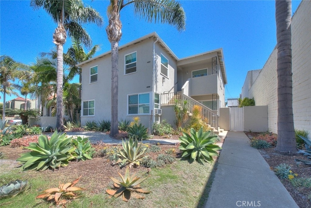 230 Mira Mar Avenue - Photo 2