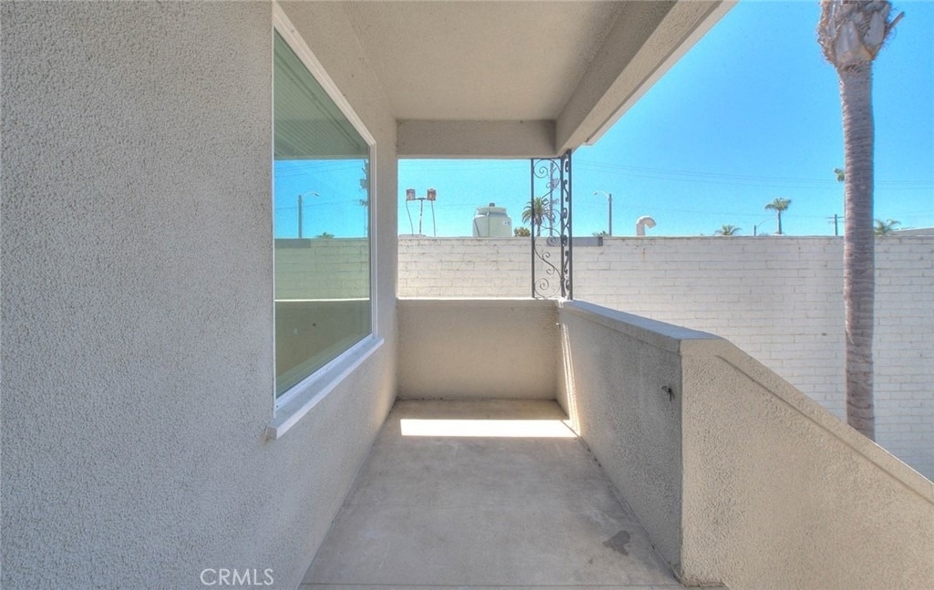 230 Mira Mar Avenue - Photo 4