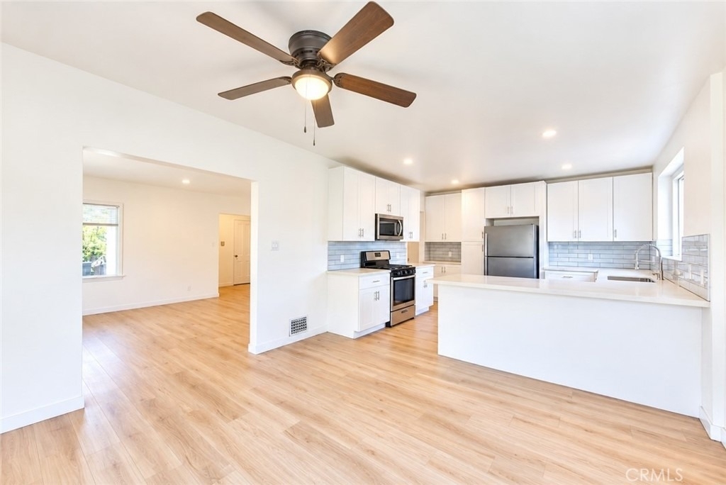 230 Mira Mar Avenue - Photo 9