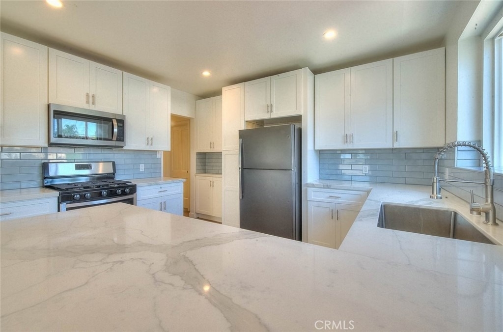 230 Mira Mar Avenue - Photo 14
