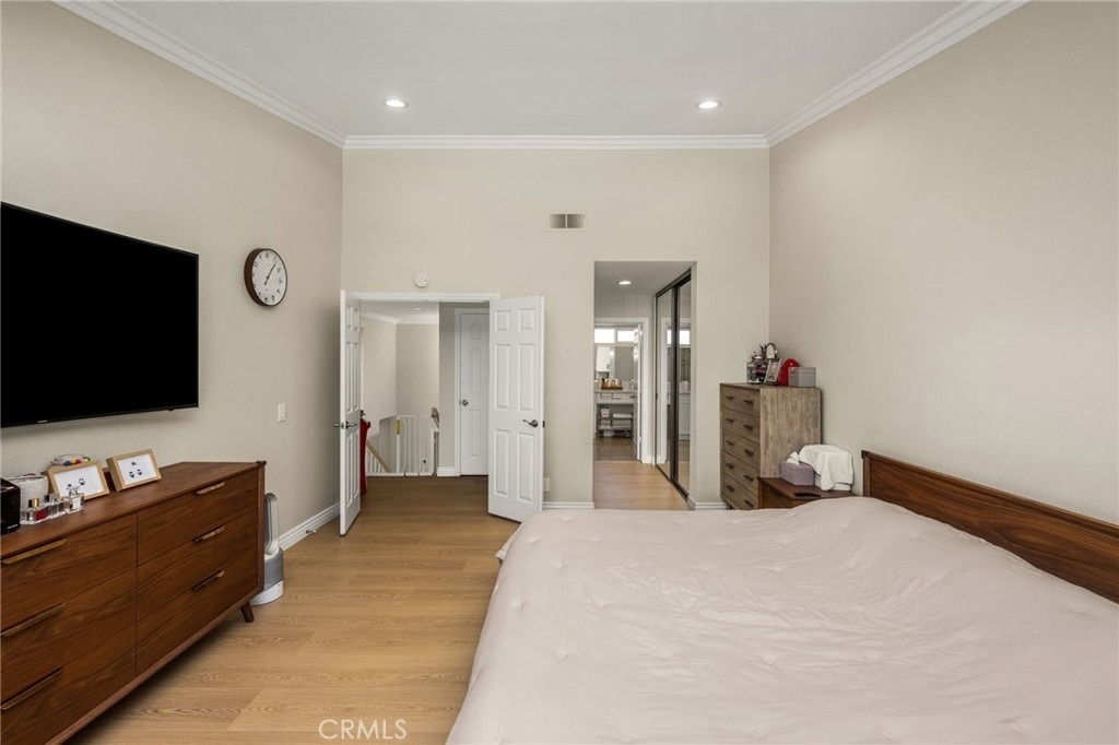642 Colonial - Photo 43