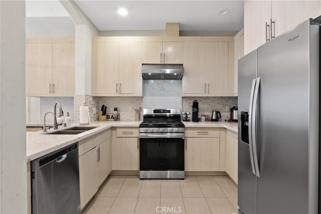 1598 Long Beach Boulevard - Photo 0