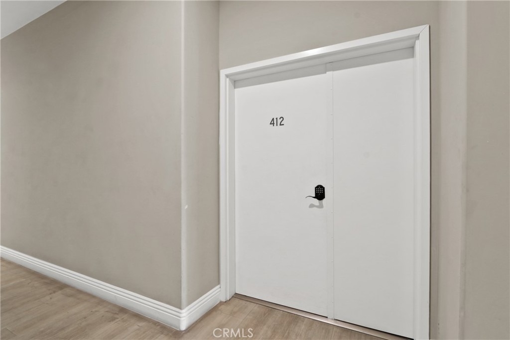 1598 Long Beach Boulevard - Photo 8