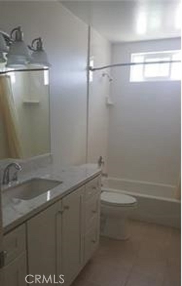 3958 Green Ave - Photo 1