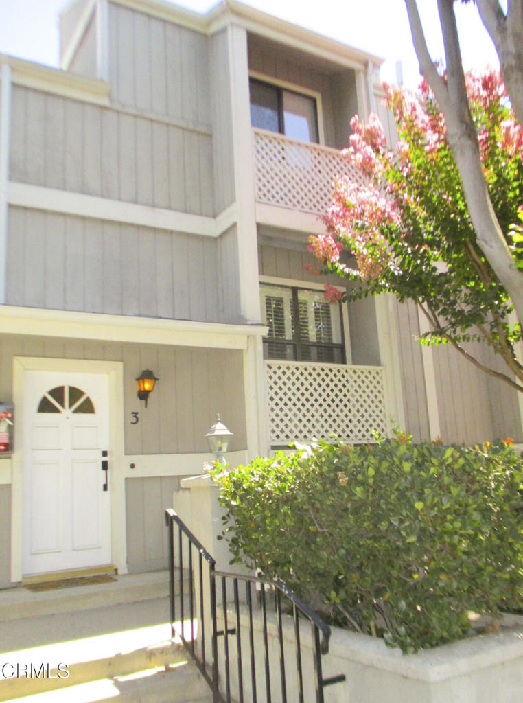 965 E Del Mar Boulevard - Photo 0