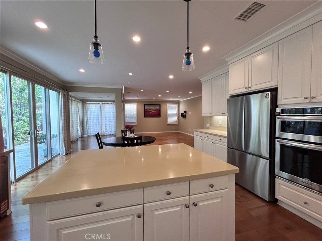 63 Elmdale - Photo 4