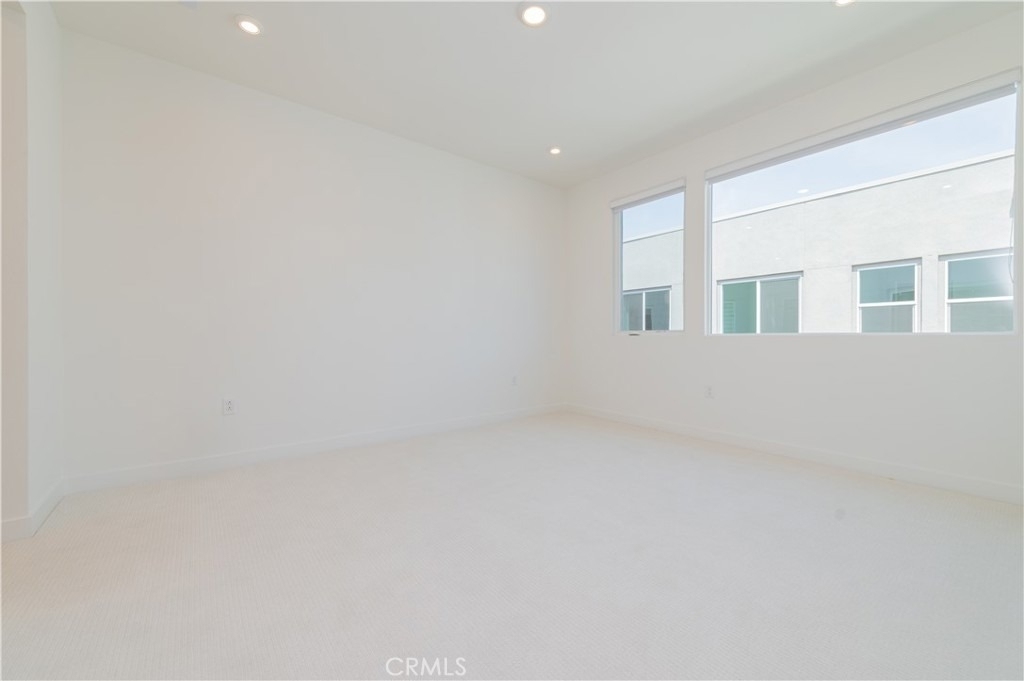 589 S Lyon St - Photo 20