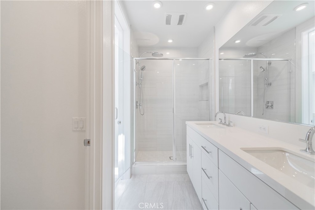 589 S Lyon St - Photo 23