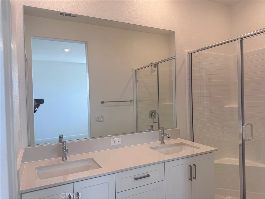 300 Honeysuckle Way - Photo 12