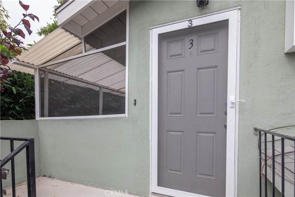 329 Orizaba Avenue - Photo 4