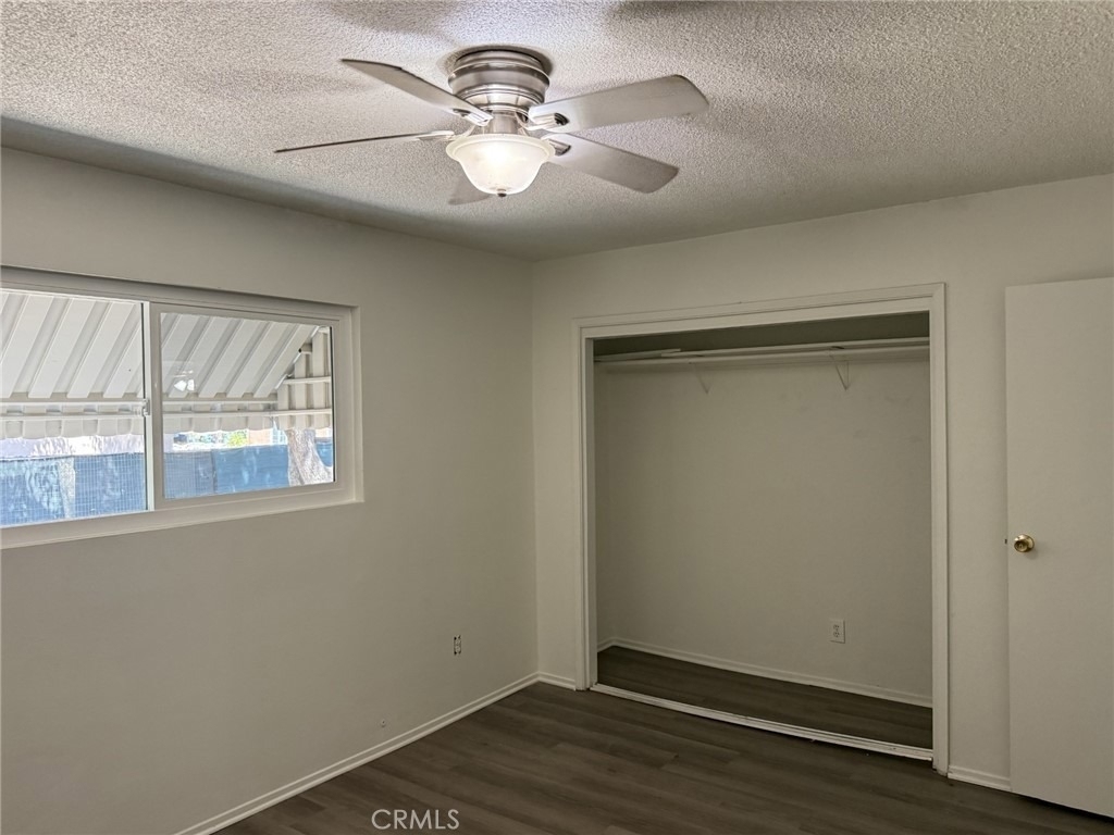 2545 Lime St - Photo 7