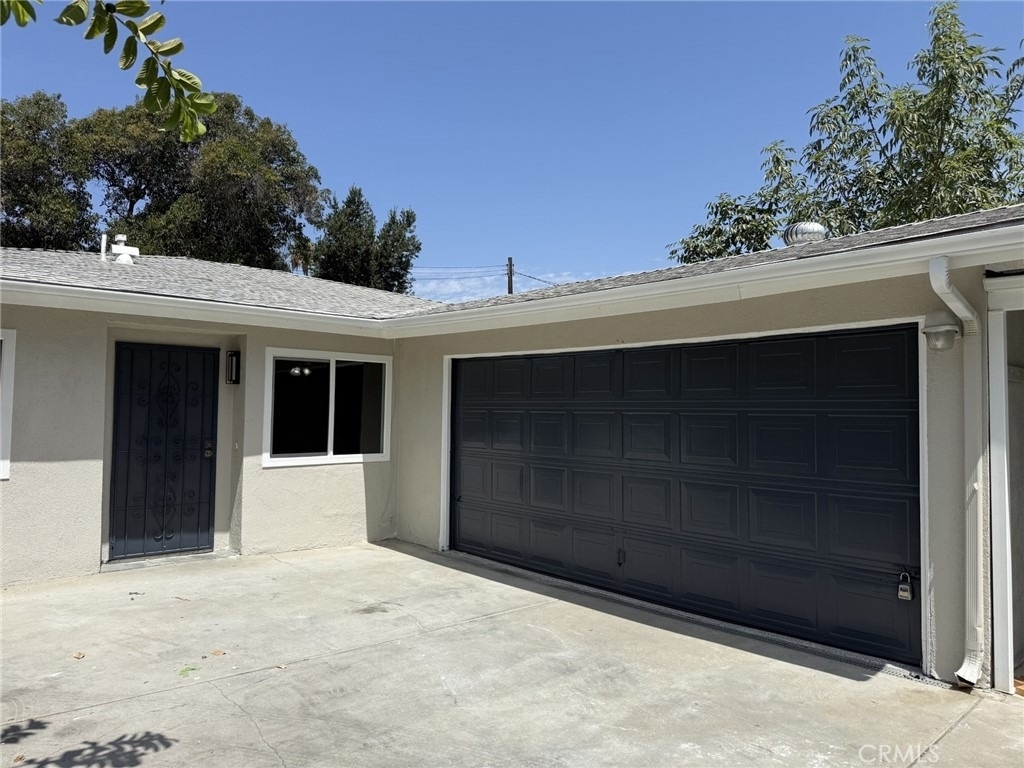 2545 Lime St - Photo 1