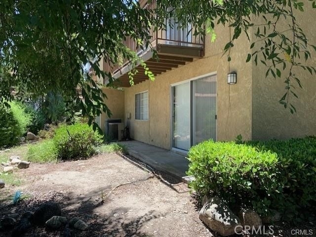 1365 Crafton Avenue - Photo 8