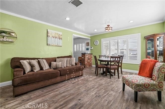 4106 Goodman Street - Photo 2