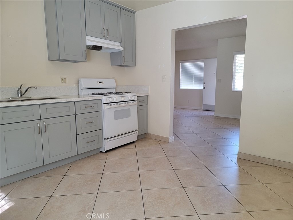 1116 W Duarte - Photo 5