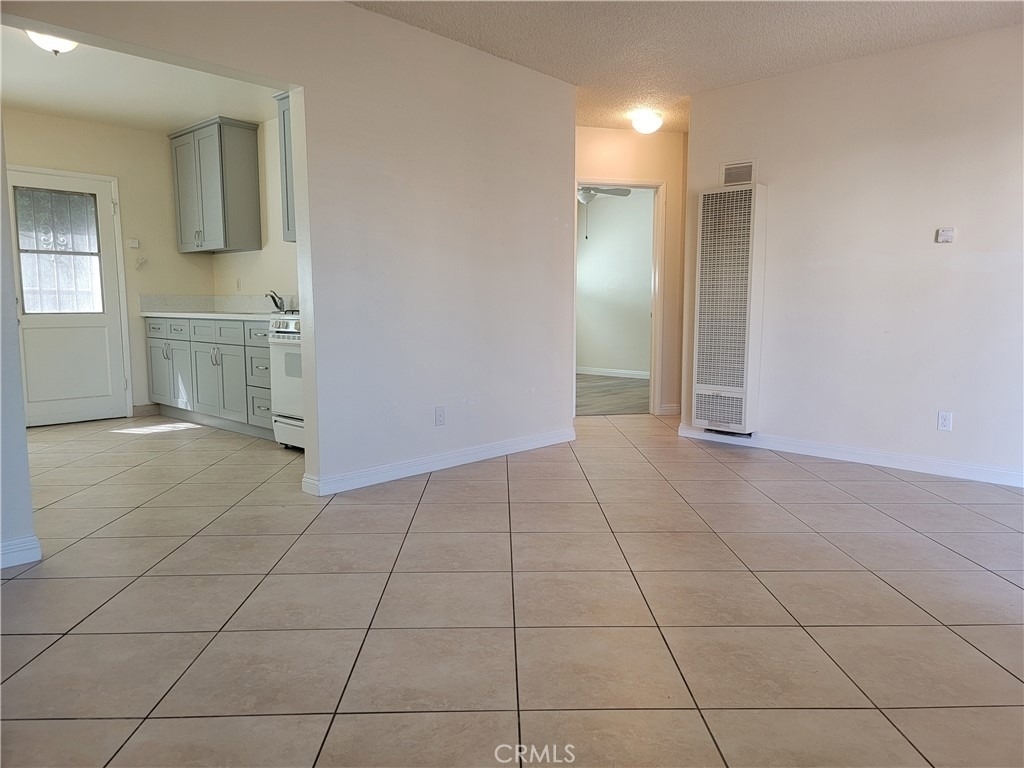 1116 W Duarte - Photo 2
