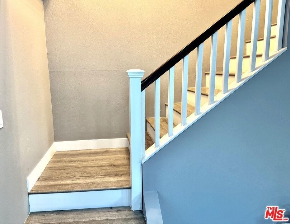 4443 Saugus Avenue - Photo 18
