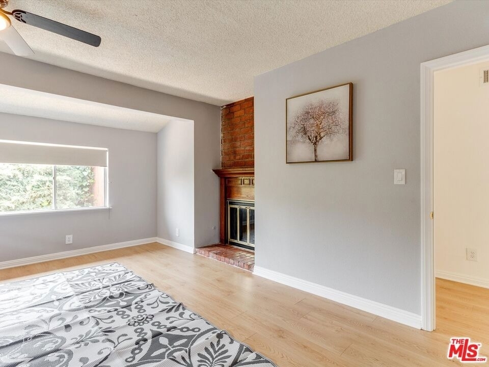 17100 Barneston Street - Photo 17