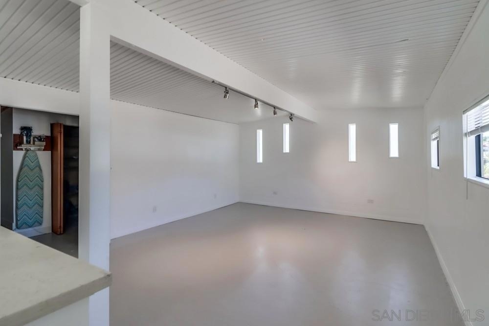 3516 Carleton Street - Photo 37