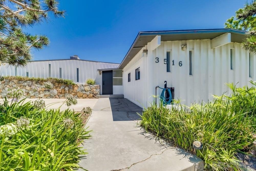 3516 Carleton Street - Photo 2