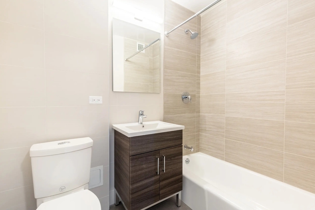235 West 48th Street - Photo 6