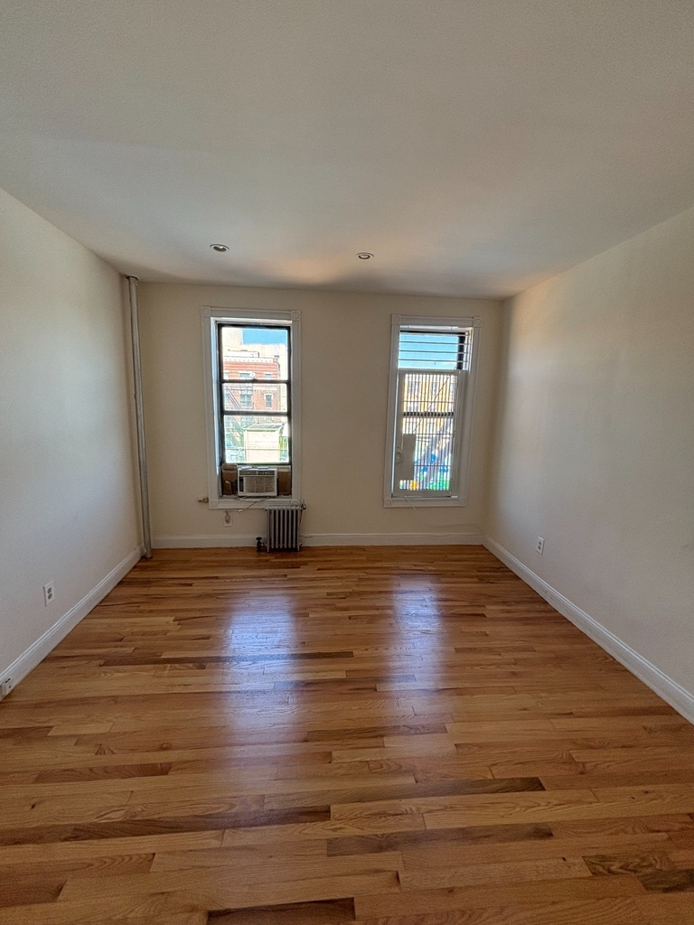 West 165th Street - Photo 0